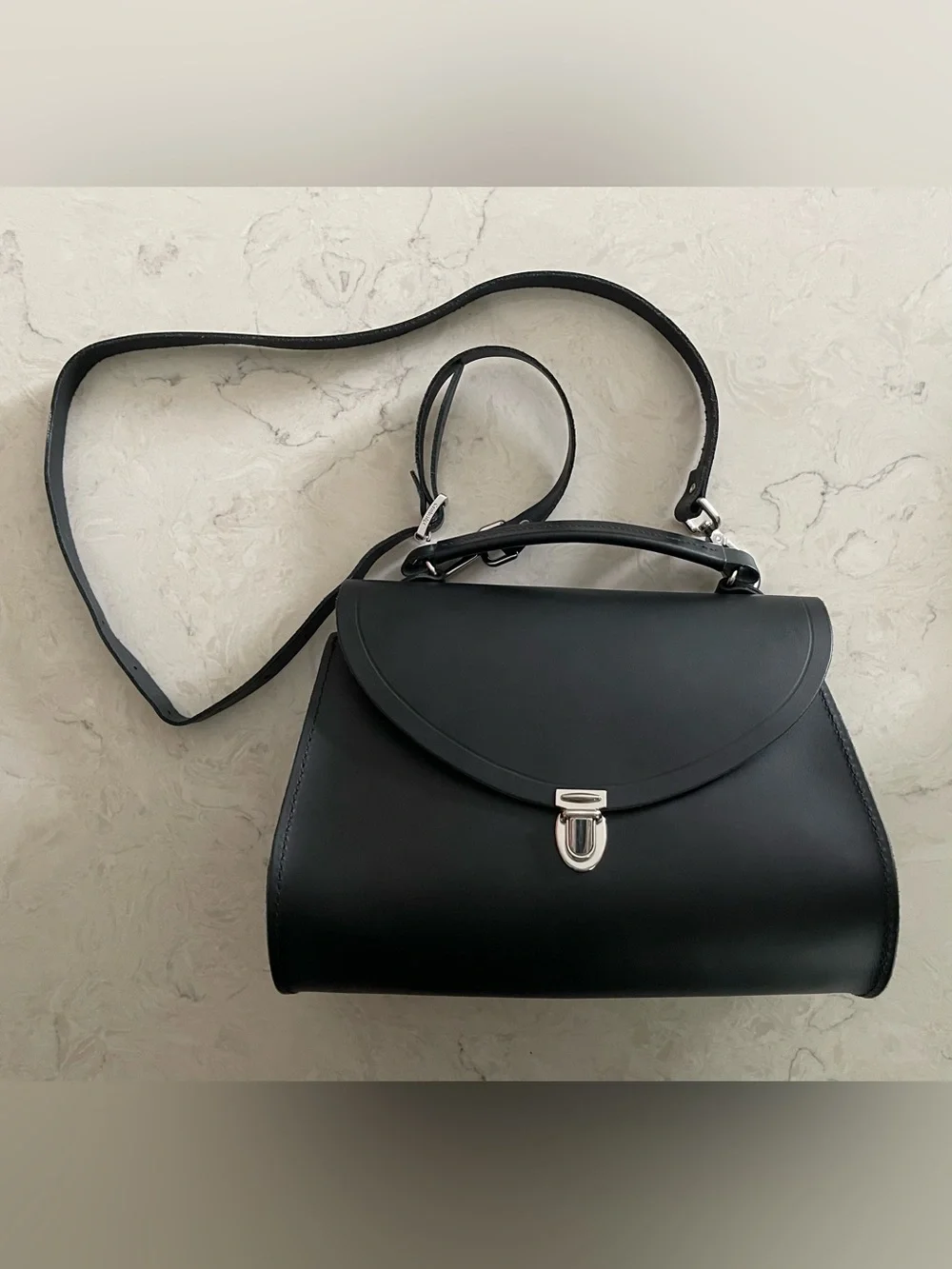 Cambridge Satchel Company Black Leather Poppy Crossbody Shoulder Bag - like new! - Picture 1 of 6